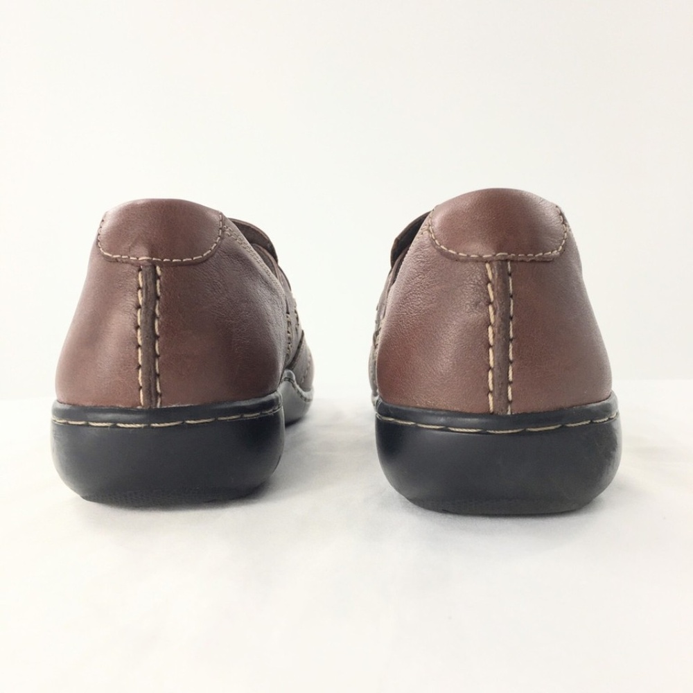 Clarks Womens Shoes 35063 Bendables Brown Leather Clogs W/Button Decor Sz 8M - Picture 8 of 9